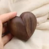 心形戒指盒 (4) Handcrafted Solid Walnut Heart-Shaped Double Ring Box for Wedding & Proposal