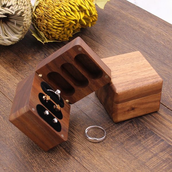 戒指盒3 (2) Handcrafted Square Solid Walnut Wood 3-Slot Jewelry Box for Rings & Earrings