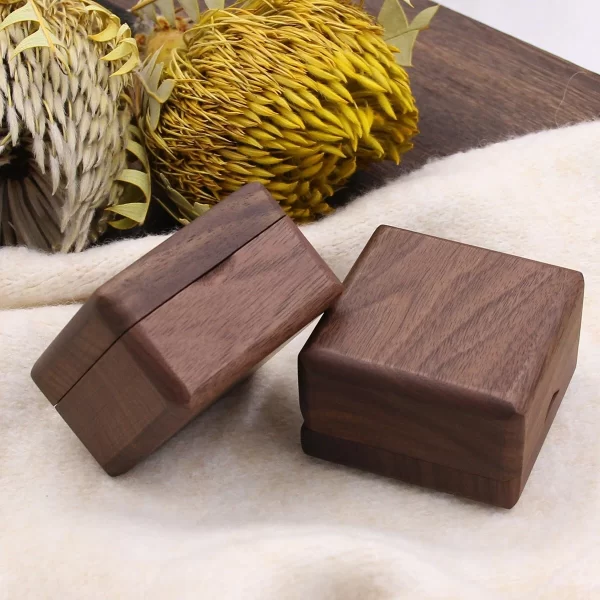 戒指盒9 (2) Handcrafted Flat Walnut Wood Double Ring Box with Magnetic Lid for Proposal & Wedding