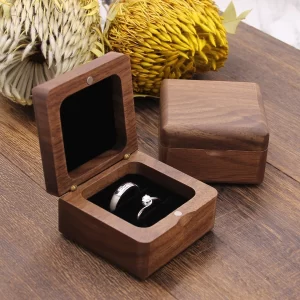 戒指盒9 (7) Handcrafted Flat Walnut Wood Double Ring Box with Magnetic Lid for Proposal & Wedding