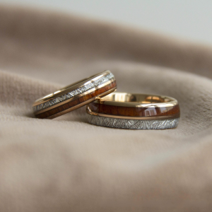 戒指14-2 Domed Natural Wood Veneer Ring with Delicate Silver Wire Inlay (6mm & 8mm)