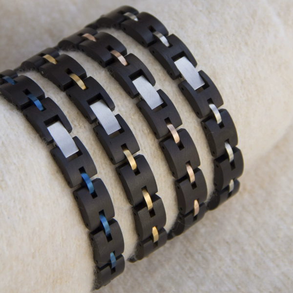 手链5-1 Handcrafted Black Ebony Wood & Vintage Steel Link Bracelet - Unisex Couples Style