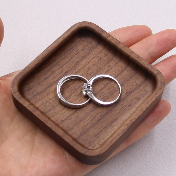 R8xK21mV Handcrafted Single-Block Solid Walnut Jewelry Dish - Round, Square & Heart Shapes
