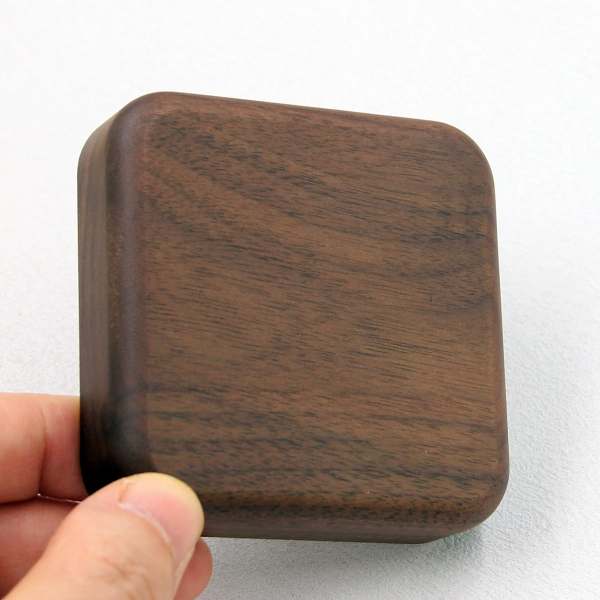 M8rK5vQ1 Handcrafted Single-Block Solid Walnut Jewelry Dish - Round, Square & Heart Shapes
